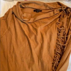 Criss Cross sweater sz sm